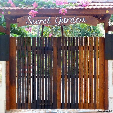 Secret Garden Resort Patnem Beach Exterior foto